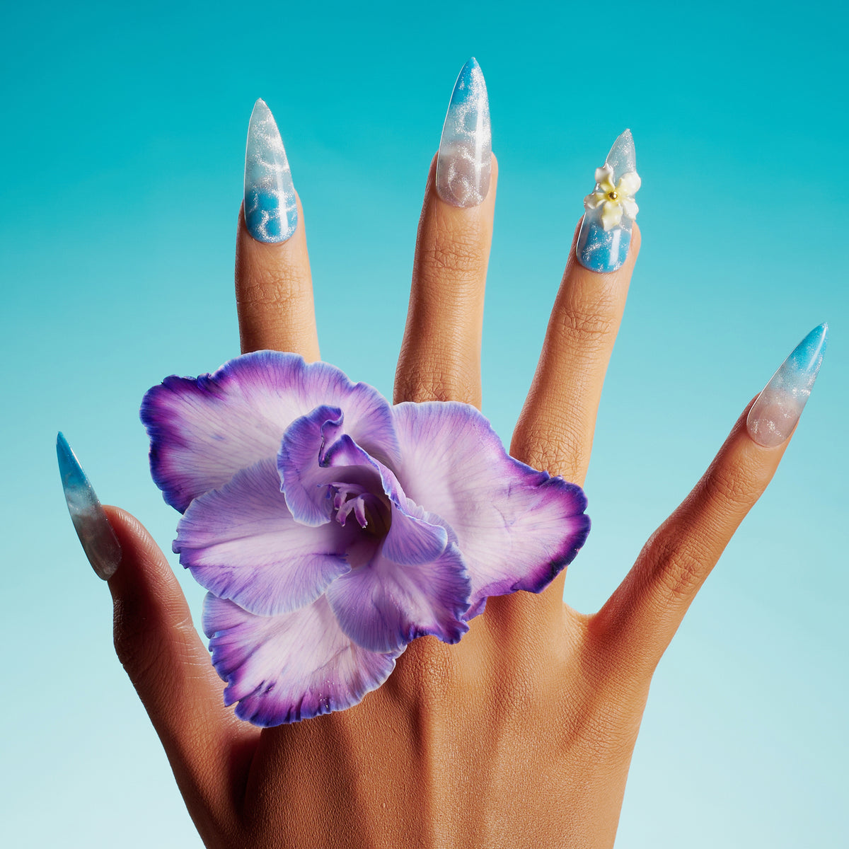 Wave Between Flower Tales