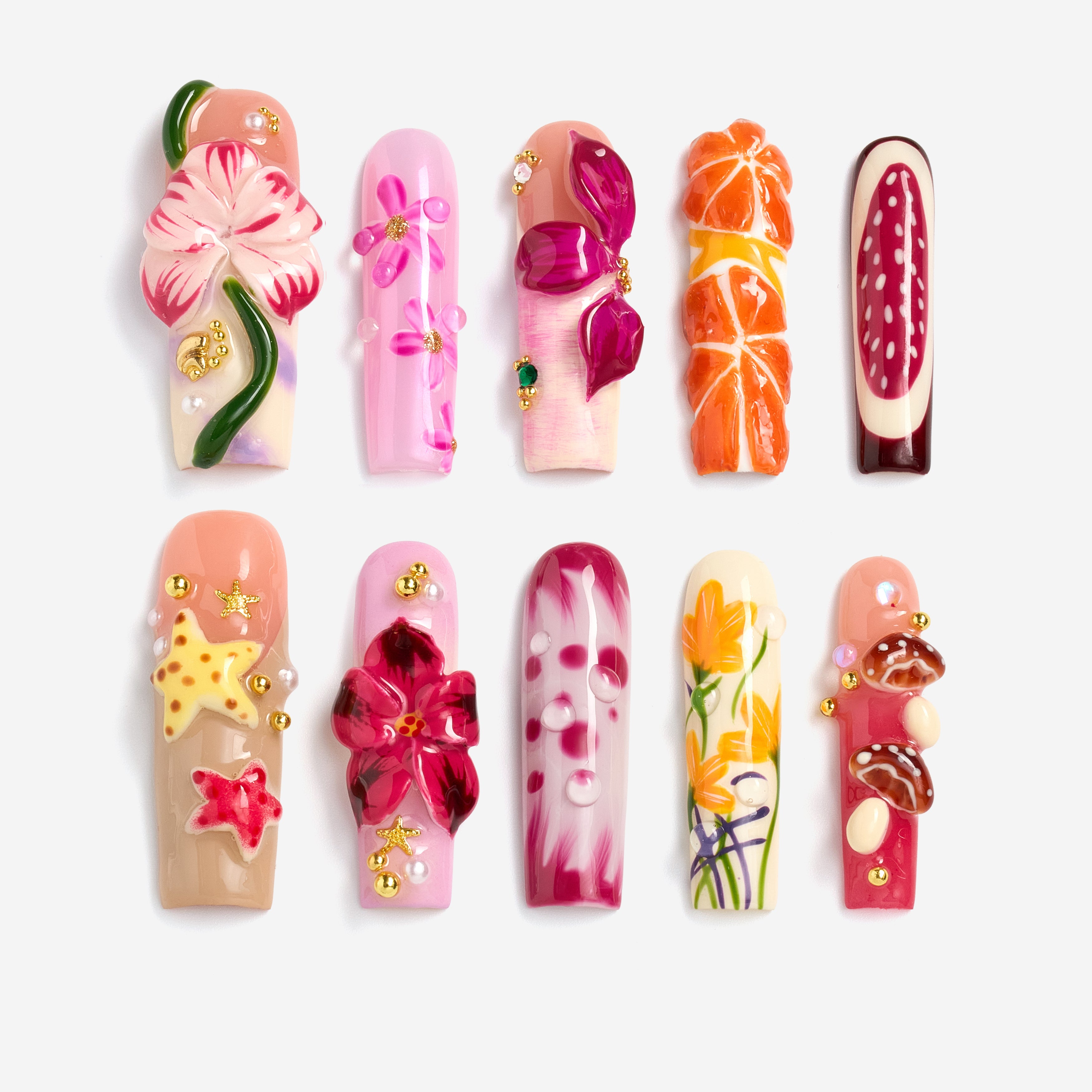 Hand painted floral press on nails in soft tones. Reusable elegant everyday nail art set.