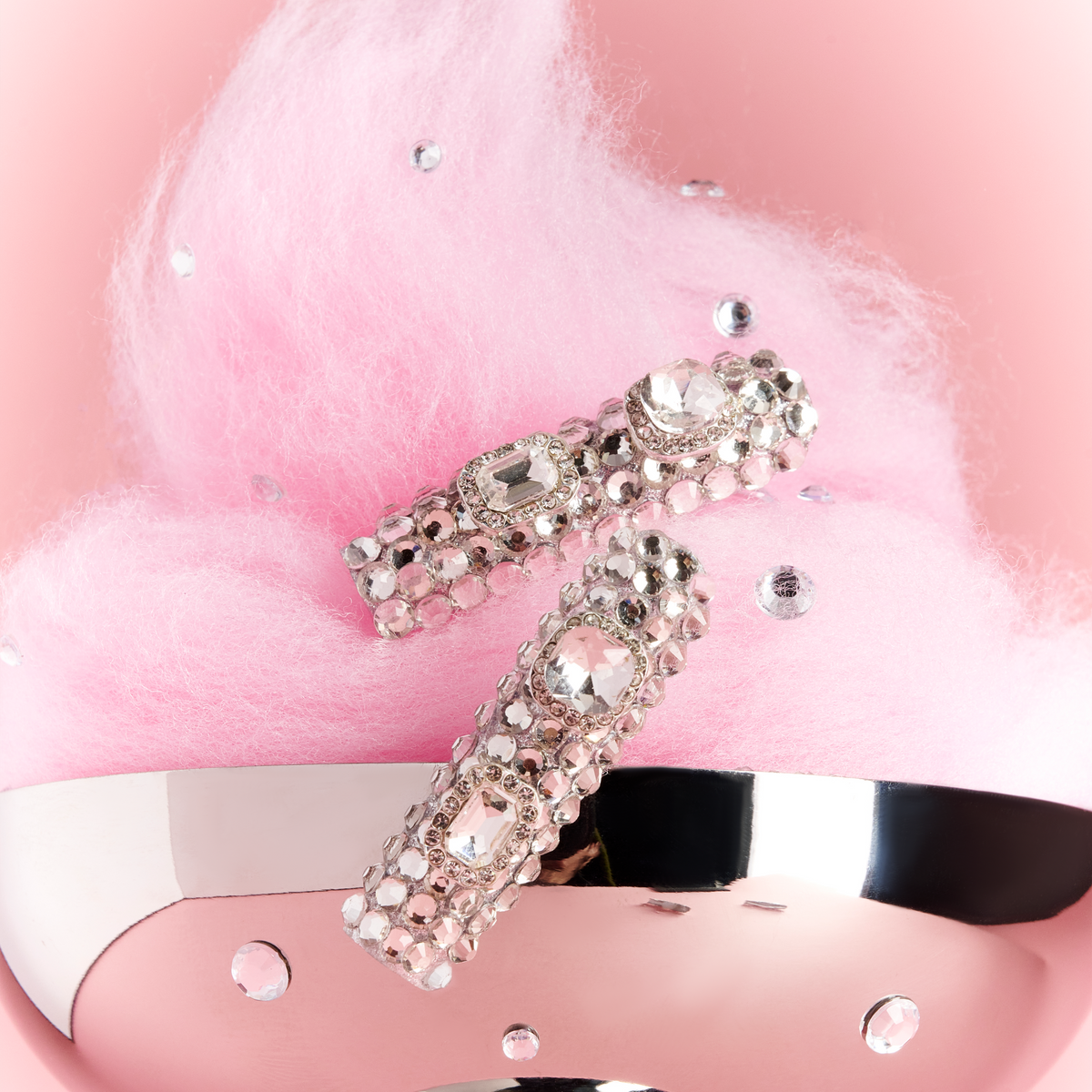 Dresup Diamond River Night Swarovski crystal press on nails with full rhinestone coverage. Ultimate luxury glam false nails.